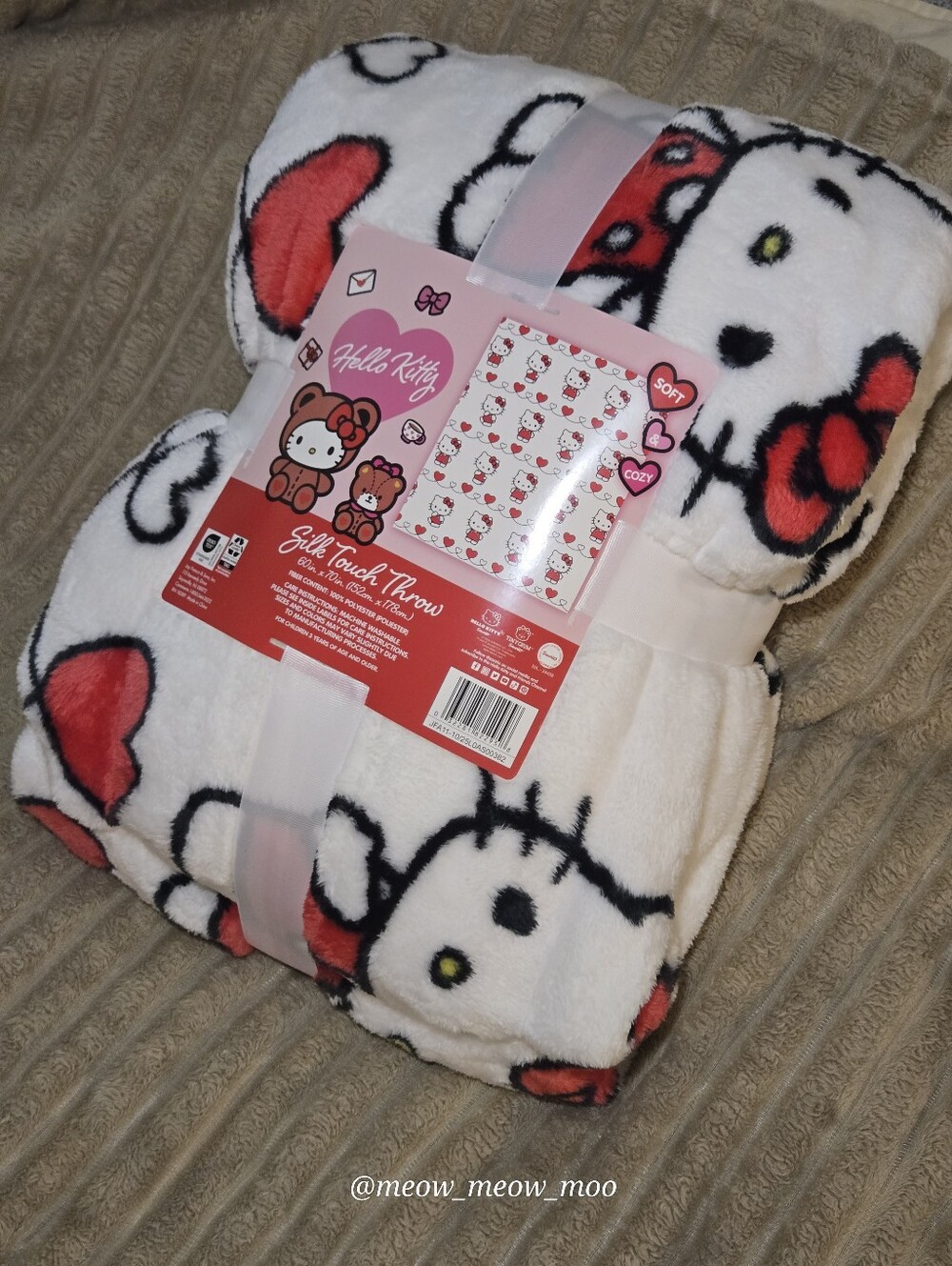Hello Kitty Tiny Chum Silk Touch Throw Blanket Hearts Bows 60x70 NWT